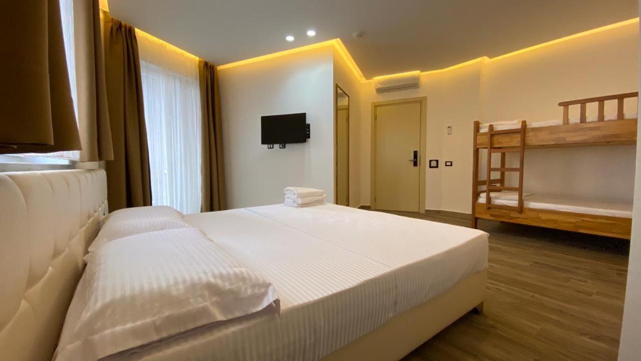 Mille Amici Hotel Shëngjin エクステリア 写真
