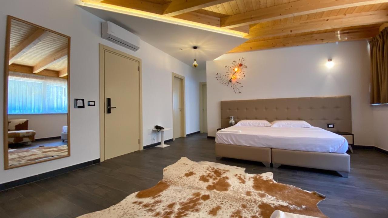 Mille Amici Hotel Shëngjin エクステリア 写真